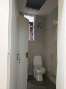 Common Bathroom Image of 1360 Sq.ft 3 BHK Builder Floor for sale in Indirapuram Ghaziabad for Rs. 11500000
