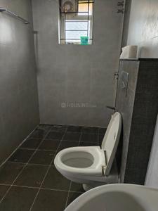 Bathroom Image of 1500 Sq.ft 3 BHK Apartment / Flat for rent in Arappuramukku Thiruvananthapuram for Rs. 33000