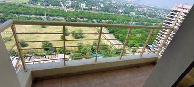Balcony Image of 535 Sq.ft 1 RK Apartment / Flat for rent in Supertech Czar Suites, Omicron I Greater Noida for Rs. 17000