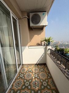 Balcony Image of 1200 Sq.ft 2 BHK Apartment / Flat for rent in DLF Phase 4 Gurgaon for Rs. 72000