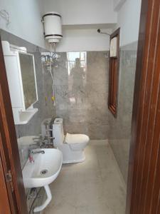 Bathroom Image of 1150 Sq.ft 3 BHK Independent House for rent in Khirki Extension New Delhi for Rs. 30000