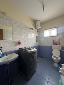 Bathroom Image of 600 Sq.ft 1 BHK Builder Floor for rent in Indira Nagar Bengaluru for Rs. 26000