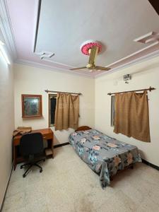 Bedroom Image of 1100 Sq.ft 4 BHK Duplex for rent in Shivay Vraj Vihar Tenament, New Gotri Vadodara for Rs. 5700