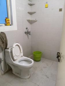 Bedroom One Image of 950 Sq.ft 2 BHK Apartment / Flat for rent in Shree Vardhman Mantra, Sector 67 Gurgaon for Rs. 33000