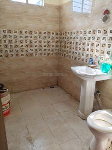 Bathroom Image of 891 Sq.ft 2 BHK Apartment / Flat for rent in Ansal's Sushant City Meerut for Rs. 8000