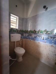 Bathroom Image of 300 Sq.ft 1 RK Apartment / Flat for rent in Keshtopur Kolkata for Rs. 6500