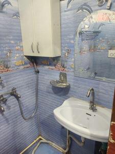 Bathroom Image of 250 Sq.ft 2 BHK Independent House for rent in Hawelia Central, Sector 12 Noida for Rs. 30000