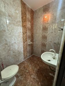 Bathroom Image of 2000 Sq.ft 3 BHK Independent House for rent in Sector 35 Noida for Rs. 50000