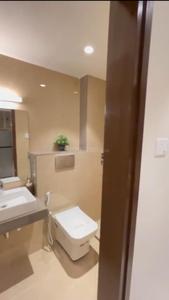 Bathroom Image of 850 Sq.ft 2 BHK Apartment / Flat for sale in A G Windermere Tower C, Bhayandar West Mira Bhayandar for Rs. 10000000