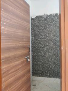 Common Bathroom Image of 900 Sq.ft 3 BHK Builder Floor for sale in DLF Ankur Vihar Ghaziabad for Rs. 3400000