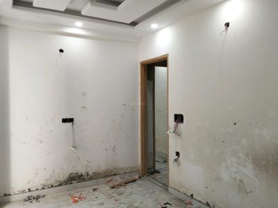 Bedroom Image of 1200 Sq.ft 4 BHK Apartment / Flat for sale in Sector 4 Rohini New Delhi for Rs. 9000000