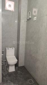 Bathroom Image of 550 Sq.ft 1 BHK Independent House for rent in Rampur Jagir Greater Noida for Rs. 16000