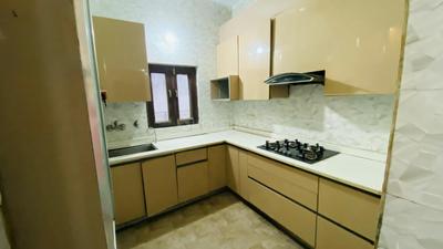 Kitchen Image of 1800 Sq.ft 3 BHK Builder Floor for rent in Model Town New Delhi for Rs. 45000