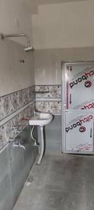 Bathroom Image of 2200 Sq.ft 3 BHK Apartment / Flat for rent in Nutan Nagar Colony Hazaribagh for Rs. 6500