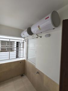 Bathroom Image of 1061 Sq.ft 2 BHK Apartment / Flat for rent in Nandan Carnival, Adgaon Nashik for Rs. 12000