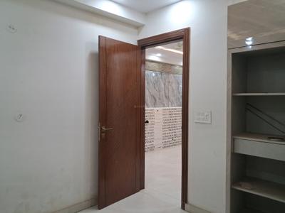 Bedroom Image of 1050 Sq.ft 2 BHK Apartment / Flat for sale in Sector 73 Noida for Rs. 4000000