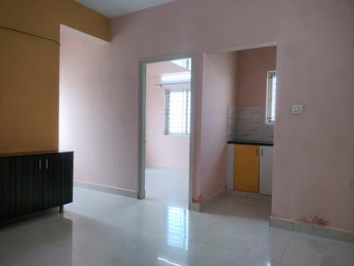 Living Room Image of 600 Sq.ft 1 BHK Apartment / Flat for rent in Munnekollal Bengaluru for Rs. 24000