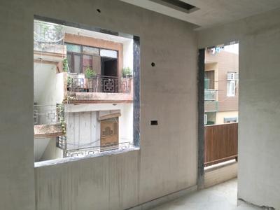 Bedroom Image of 900 Sq.ft 3 BHK Builder Floor for sale in Patparganj New Delhi for Rs. 12500000