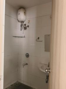 Common Bathroom Image of 777 Sq.ft 1.5 BHK Apartment / Flat for sale in Lodha Casa Rio by Lodha Group, Palava Phase 1 Thane for Rs. 4000000