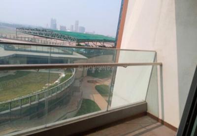 Balcony Image of 1590 Sq.ft 3 BHK Apartment / Flat for rent in Piramal Mahalaxmi, Worli Mumbai for Rs. 310000
