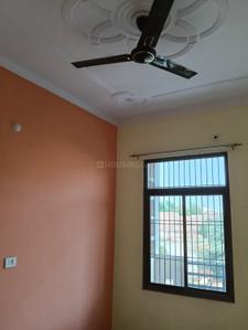 Bedroom Image of 1200 Sq.ft 3 BHK Duplex for rent in Nagwa Lanka Varanasi for Rs. 12000