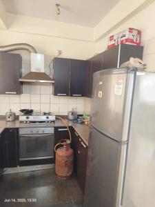Kitchen Image of 1700 Sq.ft 3 BHK Apartment / Flat for rent in Unitech Habitat, Sector PI Greater Noida for Rs. 18000