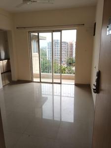 Hall Image of 600 Sq.ft 1 BHK Apartment / Flat for sale in Amanora Park Town Pune for Rs. 7400000