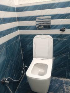 Bathroom Image of 1400 Sq.ft 3 BHK Builder Floor for rent in Naini Allahabad for Rs. 12000