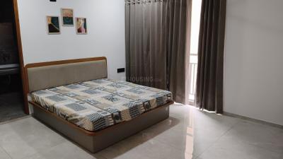 Bedroom Image of 3451 Sq.ft 4 BHK Apartment / Flat for rent in Shlokam Sharnam, Sargasan Gandhinagar for Rs. 45000