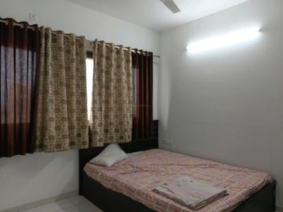 Bedroom Image of 1000 Sq.ft 2 BHK Apartment / Flat for sale in Amanora Gold Towers, Hadapsar Pune for Rs. 11000000