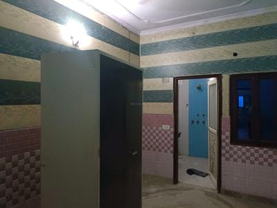 Bedroom Image of 720 Sq.ft 2 BHK Builder Floor for rent in Uphaar Homes, Sector 105 Gurgaon for Rs. 13000