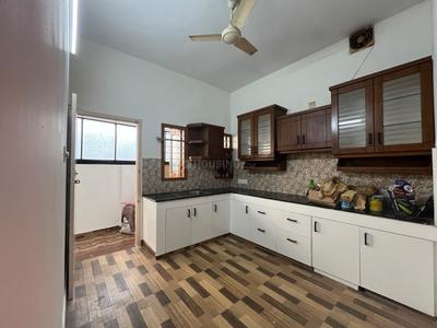 Kitchen Image of 2000 Sq.ft 5 BHK Duplex for sale in Vennala Kochi for Rs. 12500000
