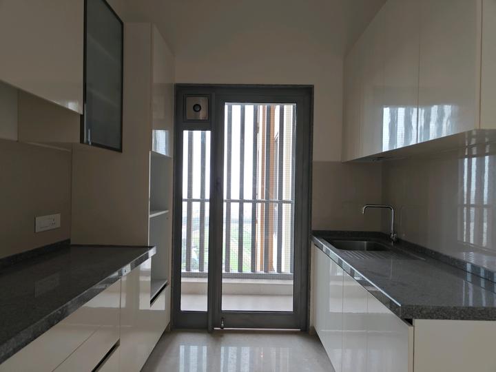 Piramal Mahalaxmi South Tower Property Details Video 1