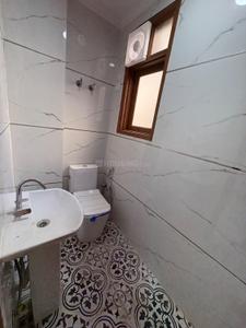 Bathroom Image of 810 Sq.ft 2 BHK Apartment / Flat for sale in Chhattarpur New Delhi for Rs. 5500000