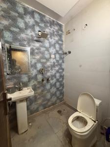 Bathroom Image of 675 Sq.ft 3 BHK Apartment / Flat for sale in Uttam Nagar New Delhi for Rs. 3250000