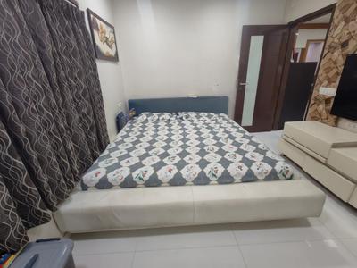 Bedroom Image of 3300 Sq.ft 5 BHK Apartment / Flat for sale in Bodakdev Ahmedabad for Rs. 22000000