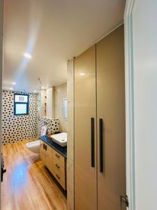 Kitchen Image of 1900 Sq.ft 3 BHK Builder Floor for rent in DLF Independent Floors At Dlf City Phase III, DLF Phase 3 Gurgaon for Rs. 75000