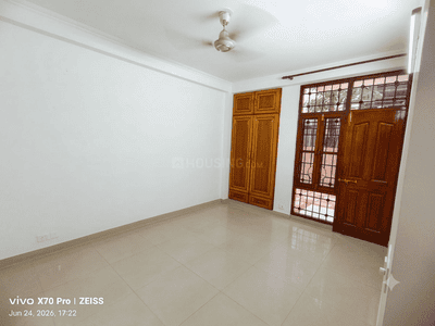 Bedroom Image of 2600 Sq.ft 3.5 BHK Independent House for rent in Sector 52 Gurgaon for Rs. 70000
