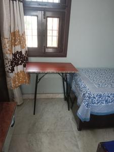 Bedroom Image of Kaur PG in Pitampura, New Delhi