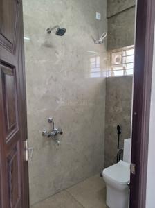 Bathroom Image of 1650 Sq.ft 3 BHK Apartment / Flat for rent in Maradu Kochi for Rs. 25000