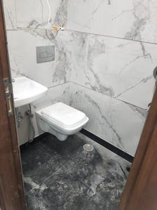 Bathroom Image of 1000 Sq.ft 4 BHK Builder Floor for sale in Rajinder Nagar New Delhi for Rs. 22200000