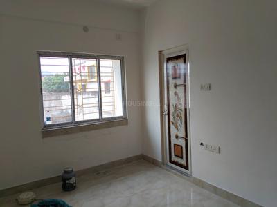 Bedroom Image of 825 Sq.ft 2 BHK Apartment / Flat for sale in Prince Anwar Shah Connector Kolkata for Rs. 5500000