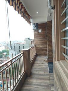 Balcony Image of 350 Sq.ft 1 RK Apartment / Flat for rent in Sector 44 Noida for Rs. 17000