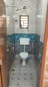 Bathroom Image of 530 Sq.ft 1 BHK Apartment / Flat for rent in New Town Kolkata for Rs. 9500