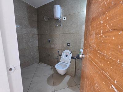 Image of 1750 Sq.ft 3 BHK Apartment / Flat for rent in Harni, Vadodara for Rs. 22000