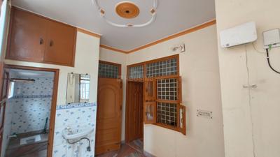 Bathroom Image of 300 Sq.ft 2 BHK Independent House for rent in Burari New Delhi for Rs. 8000