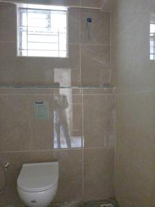 Common Bathroom Image of 1220 Sq.ft 2 BHK Apartment / Flat for rent in Mahadevapura Bengaluru for Rs. 45005
