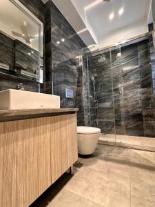 Bathroom Image of 4200 Sq.ft 4 BHK Apartment / Flat for rent in SS The Hibiscus, Sector 50 Gurgaon for Rs. 200000
