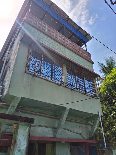 Pir Pukur Road Main Image 1