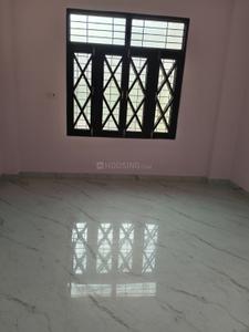 Bedroom Image of 600 Sq.ft 2 BHK Independent House for rent in Alambagh Lucknow for Rs. 10000